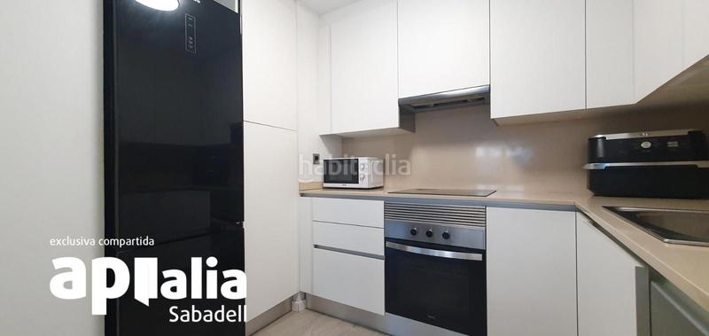 Foto ff847dc0-943f-4821-b9ad-d2fe91220732. Pis amb calefacció piscina a Eixample Sabadell