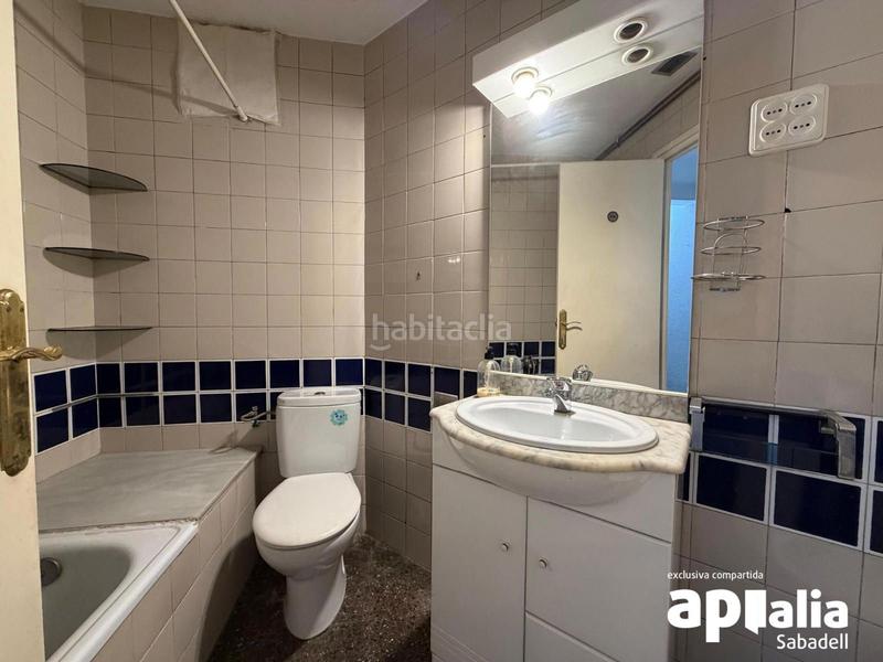 Foto 0b80b468-5760-4be6-8b16-f7fa6fa71d7f. Appartamento con parcheggio in Creu Alta Sabadell