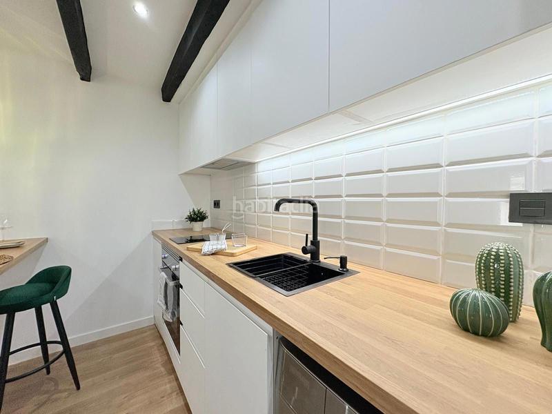 Foto 0dd0cbd1-d833-491c-8561-10aefcbc0b1f. Rent flat in Centre Sabadell