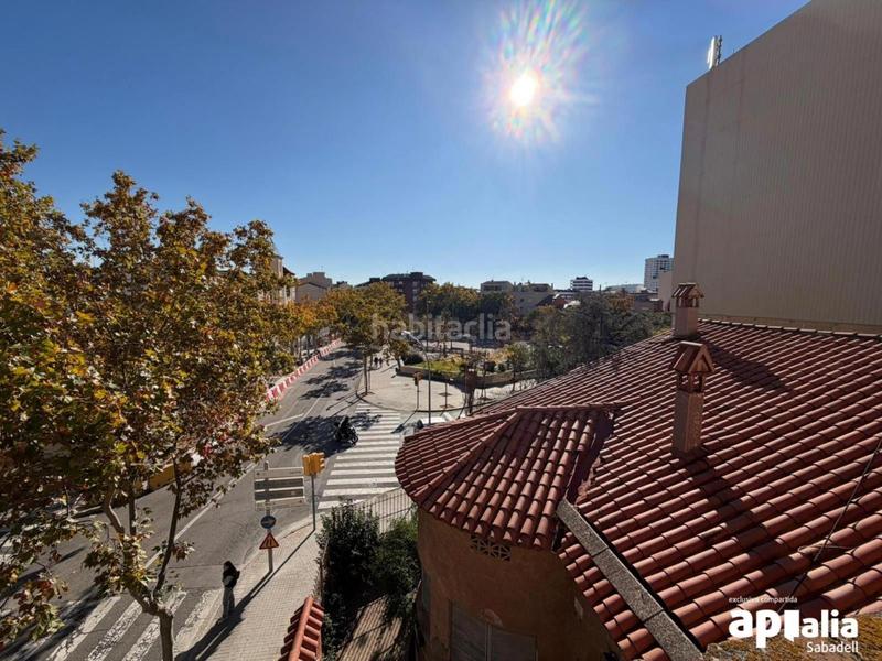 Foto 1b0fbf69-35b0-4ee4-b1a3-a599f0dde447. Zweistöckige wohnung in Creu Alta Sabadell