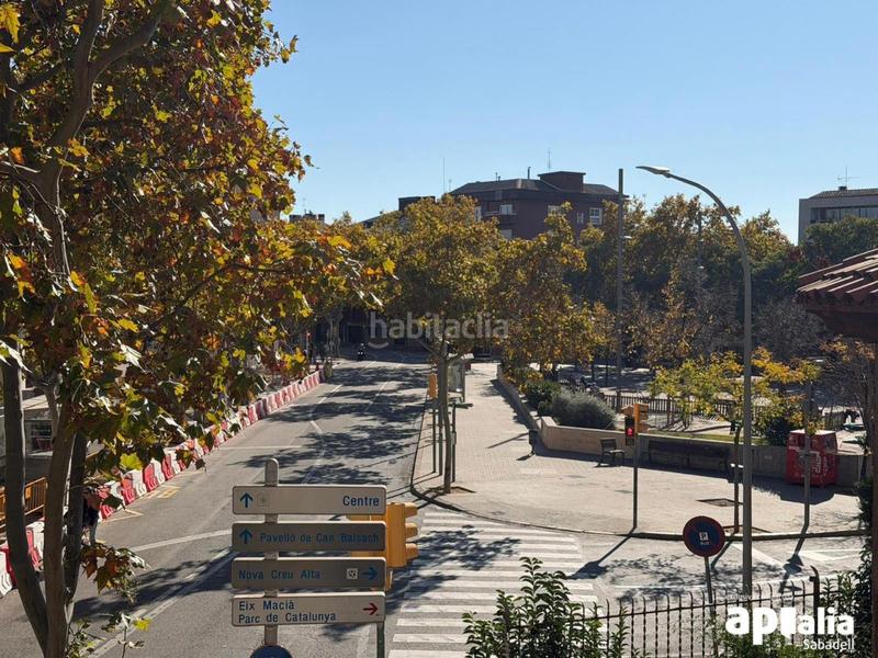 Foto c2fda5e5-a52d-4c87-8a0b-1febdb507a17. Zweistöckige wohnung in Creu Alta Sabadell