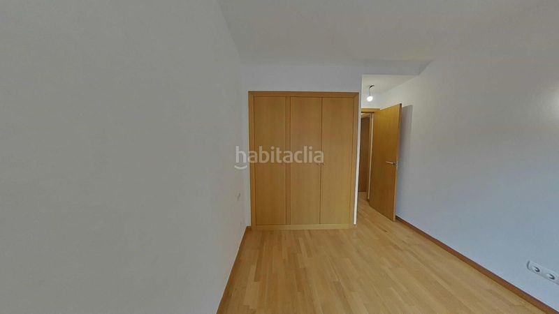 Foto 73902608-5a45-4f81-a47d-e6352e96f02b. Pis amb calefacció aparcament a Creu de Barberà Sabadell