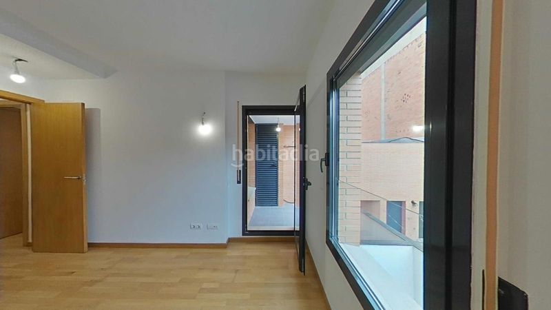 Foto e37cb206-8662-4f0c-b2d2-30af3ed7a419. Pis amb calefacció aparcament a Creu de Barberà Sabadell