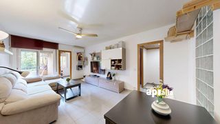 Flat in Centre-Eixample-Can Llobet. Gran piso en el centro de barberà del vallès!