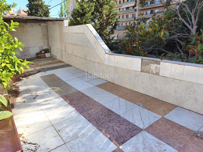 Foto 3bec213a-1774-4f02-9df5-45ea81345054. Casa amb aparcament a Covadonga Sabadell