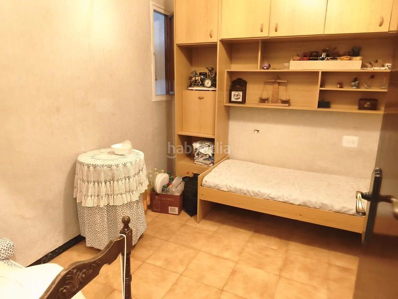 Foto 51fbf3a4-8c63-436b-a3d1-730f1c2d7f94. Casa amb aparcament a Covadonga Sabadell