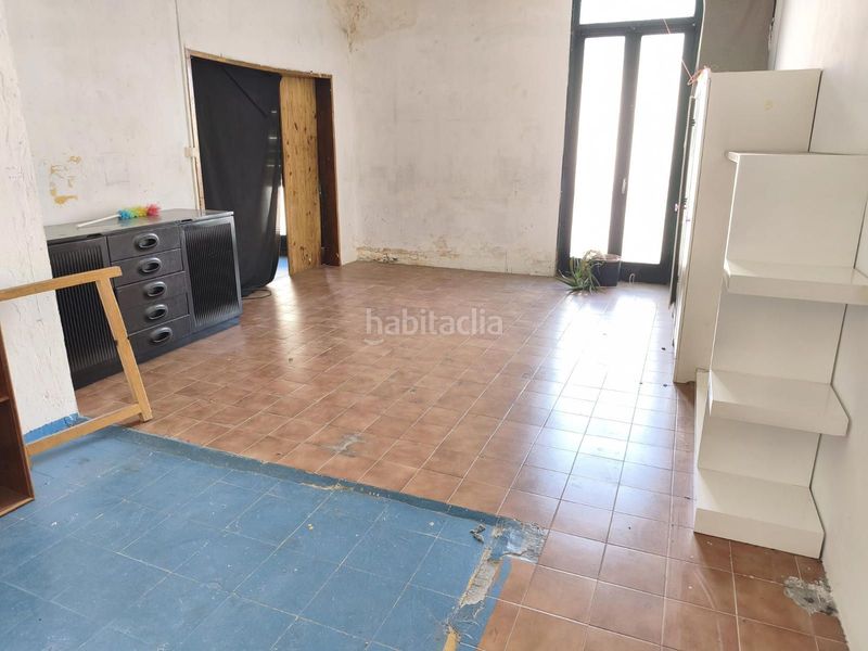 Foto e27201e1-c3a6-4c3e-a6f1-5783511d8b0c. Casa amb aparcament a Covadonga Sabadell