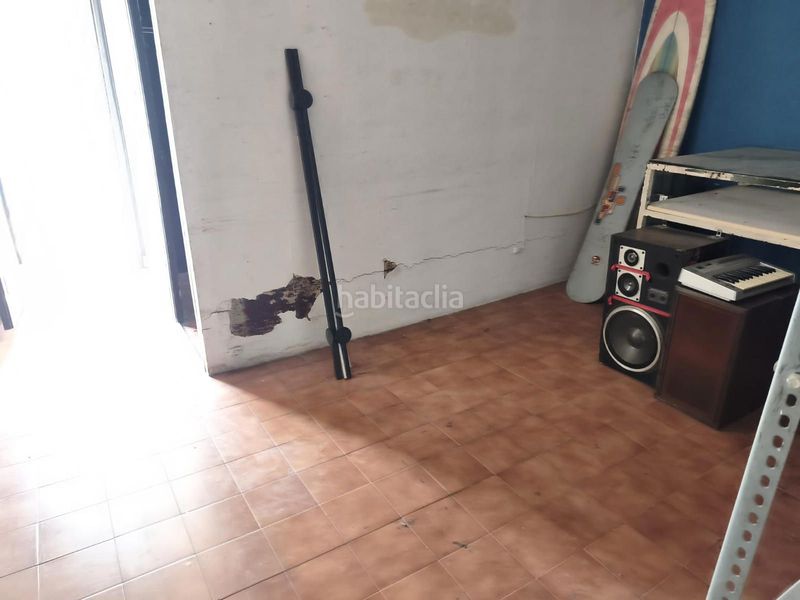 Foto f3d2aff0-2cda-4c58-a49a-d8251f5ac875. Casa amb aparcament a Covadonga Sabadell