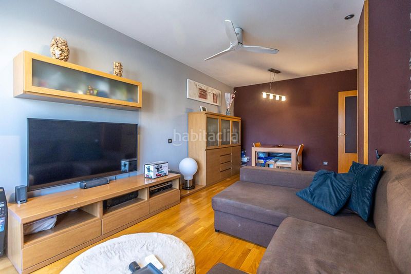 Foto 0c8ab7ae-990d-41be-9823-844b8f47af87. Appartement avec chauffage parking dans Eixample Sabadell