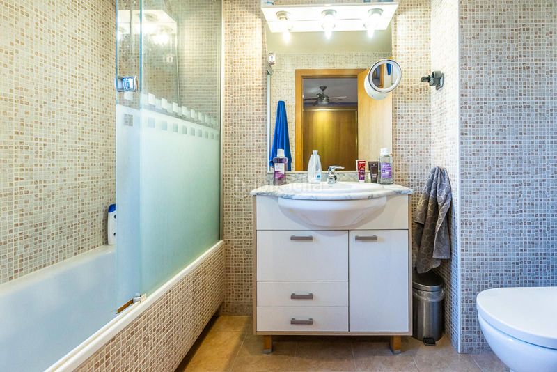 Foto 5a16736a-9cbb-464a-9932-c4a673451bda. Appartement avec chauffage parking dans Eixample Sabadell