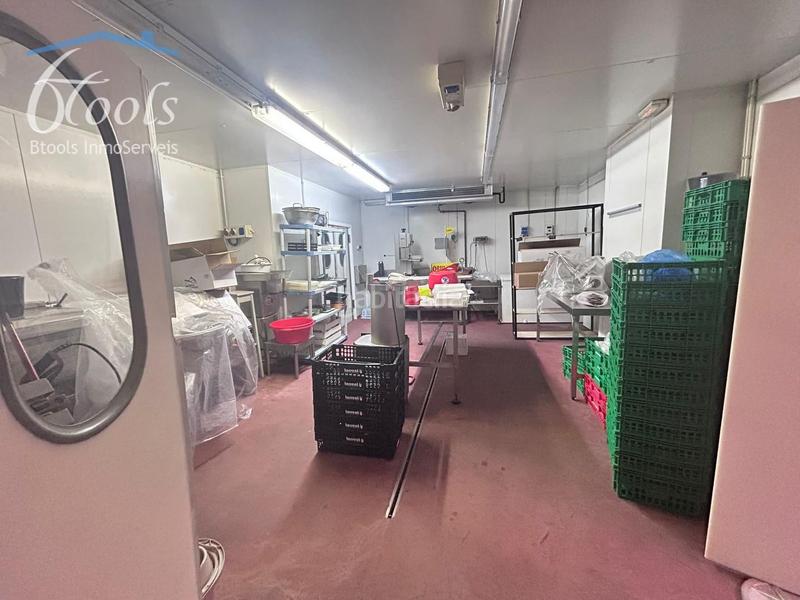 Foto 5059fa14-9838-4bfa-a9ee-f96253552d09. Traspàs local comercial a Centre Mollet del Vallès