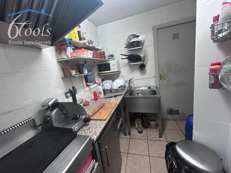 Foto a63cde9c-c0ac-46d0-b47e-0efdd2f9d6f6. Traspàs local comercial a Can Clos-Pinetons Ripollet