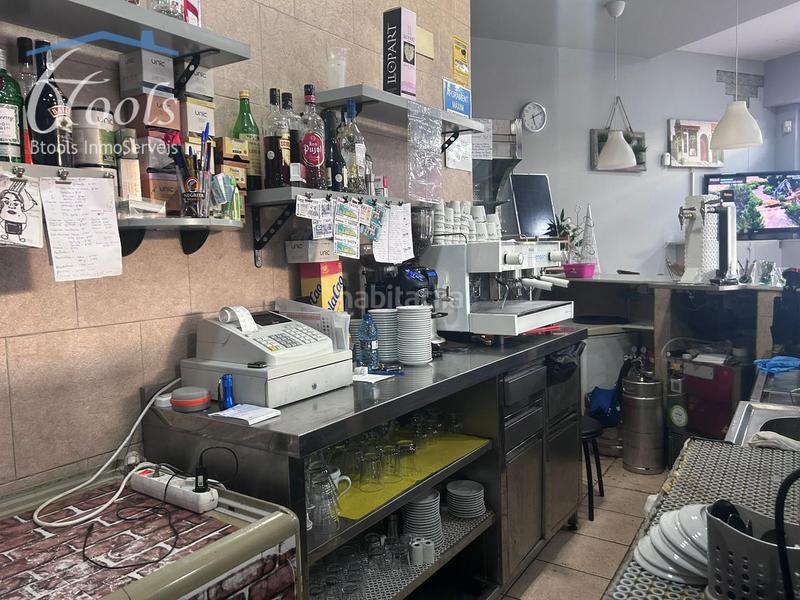 Foto bdc7ea10-8e11-4a2a-803d-80d5accc09c2. Traspaso local comercial tu oportunidad para empezar algo grande en Ripollet