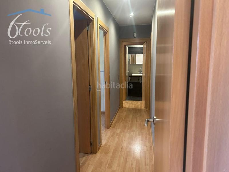 Foto 0eee6238-113f-45b8-be50-33459058a51a. Etagenwohnung mit heizung parking in Can Clos-Pinetons Ripollet