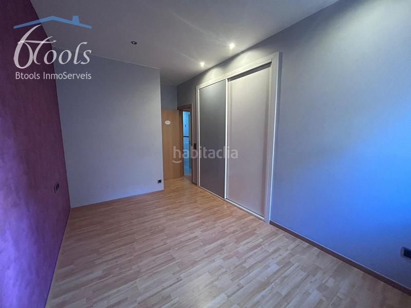 Foto ea000d68-1054-42fb-a87f-d11d55c06fc0. Etagenwohnung mit heizung parking in Can Clos-Pinetons Ripollet