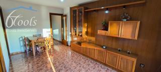 Piso  De maragall. Bonita y práctica vivienda con todos los servicios cercanos!