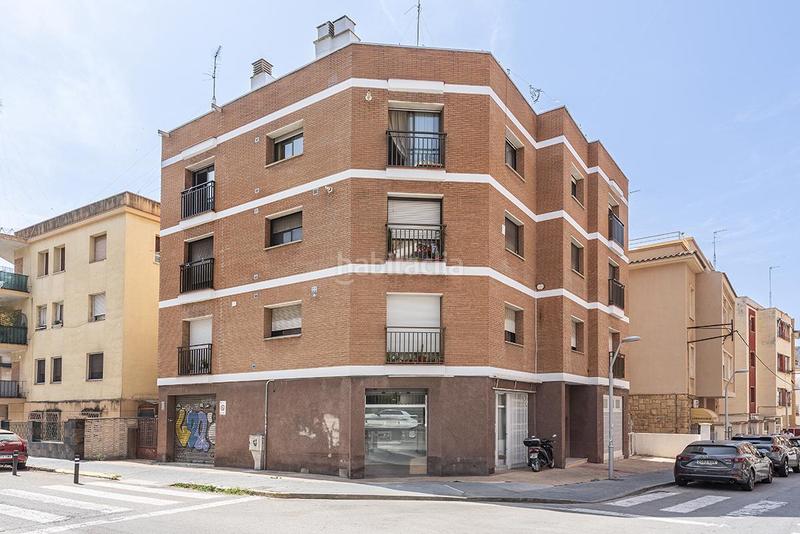 Foto c42cf582-cfa6-45ea-8275-7d6c506e0eae. Piso gran piso de 4 dormitorios con 2 baños de 150 m2 ciudad. en Tarragona