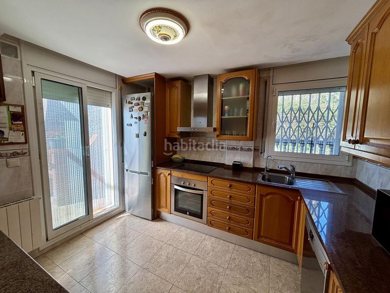 Foto 062dfc01-f026-47ef-b322-bc1c60497ef8. Casa adossada amb calefacció a Valls