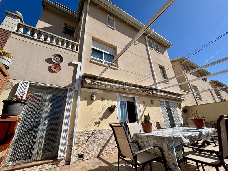 Foto 5fb272cf-d420-475e-82cd-66edb7b1b8dd. Casa adossada amb calefacció a Valls