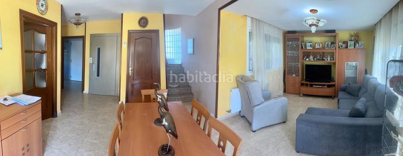 Foto ad638f27-cdf3-44fa-b4bc-b0e0d2df7158. Casa adossada amb calefacció a Valls