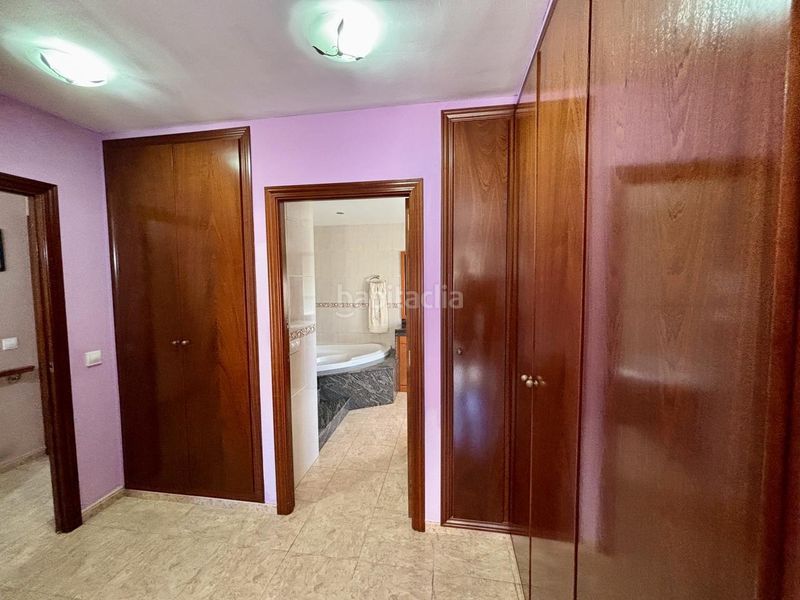 Foto d4de4b3f-44aa-461f-9826-0951beaac6e8. Casa adossada amb calefacció a Valls