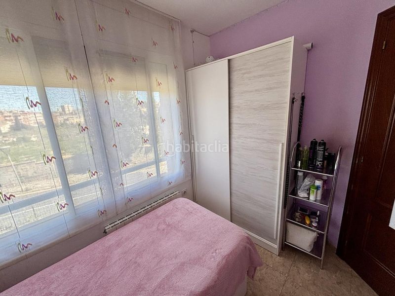 Foto f959af60-9808-4a42-ab0f-b24cbf9af16a. Casa adossada amb calefacció a Valls