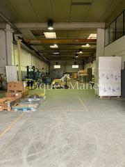 Bâtiment à usage industriel à Cornellà del Terri. Polígon de pont- xetmar