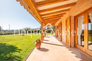 Xalet en Camí de la muntanya. Chalet con 4 habitaciones con parking, calefacción, aire acondic
