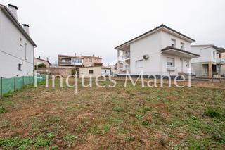 Terreny residencial a Carrer estació 1. Parcel·la urbana en porqueres