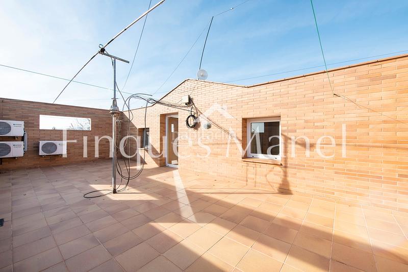 Foto 5a2e7e0b-fbc9-48f7-9f2e-cf737d0b0b77. Casa con riscaldamento parcheggio in Fontcoberta