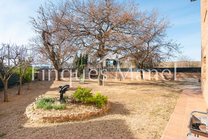 Foto be82596a-7fe4-42b2-8589-28f53d11c876. Casa con riscaldamento parcheggio in Fontcoberta