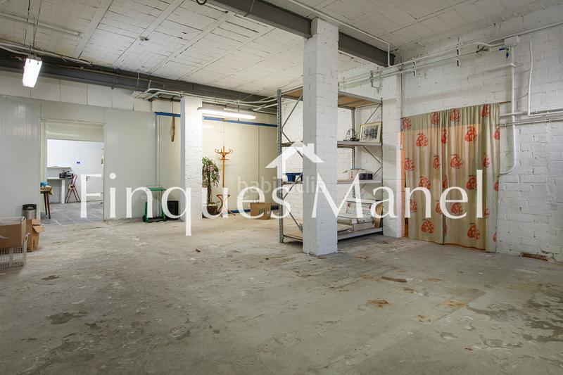 Foto 14482197-bf6a-4913-97c6-7cec5ccc8163. Edifici a avinguda de girona 11 a Eixample Residencial Escala (L´)