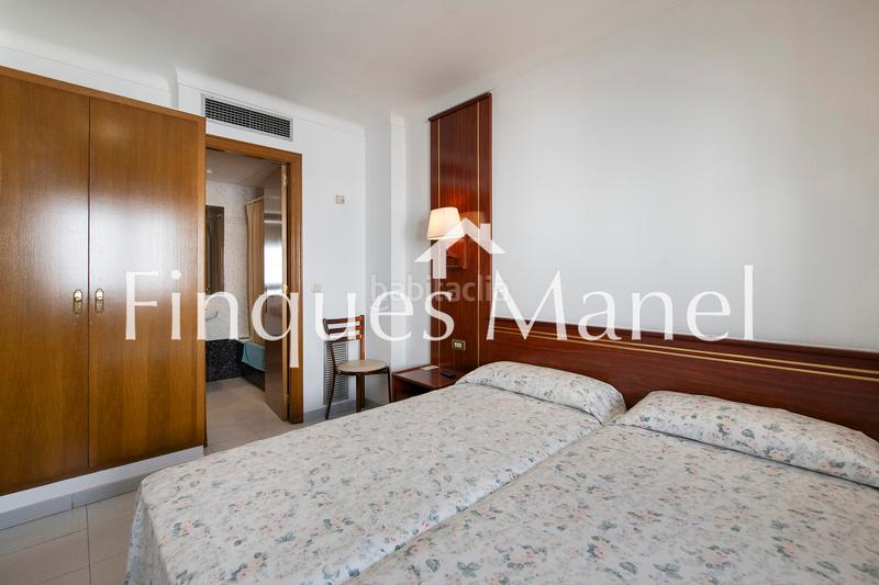 Foto 6021facc-822b-4a40-b36e-42c297643ac0. Edifici a avinguda de girona 11 a Eixample Residencial Escala (L´)