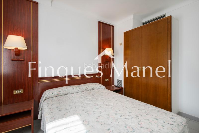 Foto 71ea772e-dcc3-45dc-8b33-409d46816157. Edifici a avinguda de girona 11 a Eixample Residencial Escala (L´)