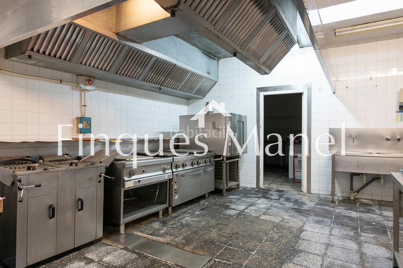 Foto a178c343-162f-4172-8daa-f293a3d9470e. Edifici a avinguda de girona 11 a Eixample Residencial Escala (L´)