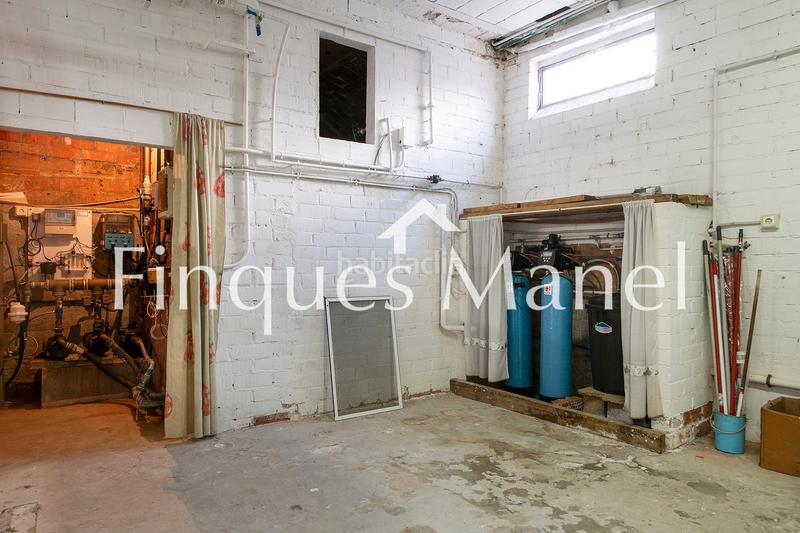 Foto a1a1b182-98d4-4ff3-811d-1cf90a697257. Edifici a avinguda de girona 11 a Eixample Residencial Escala (L´)