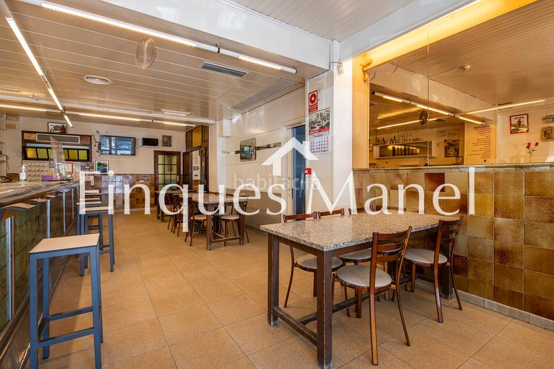 Foto b22b1b05-b0a8-43d9-bfca-ed073ad250bd. Edifici a avinguda de girona 11 a Eixample Residencial Escala (L´)