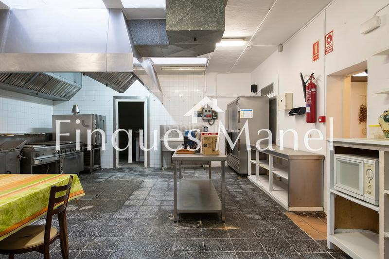 Foto b42f62eb-9093-4507-9215-3ab76af99c39. Edifici a avinguda de girona 11 a Eixample Residencial Escala (L´)