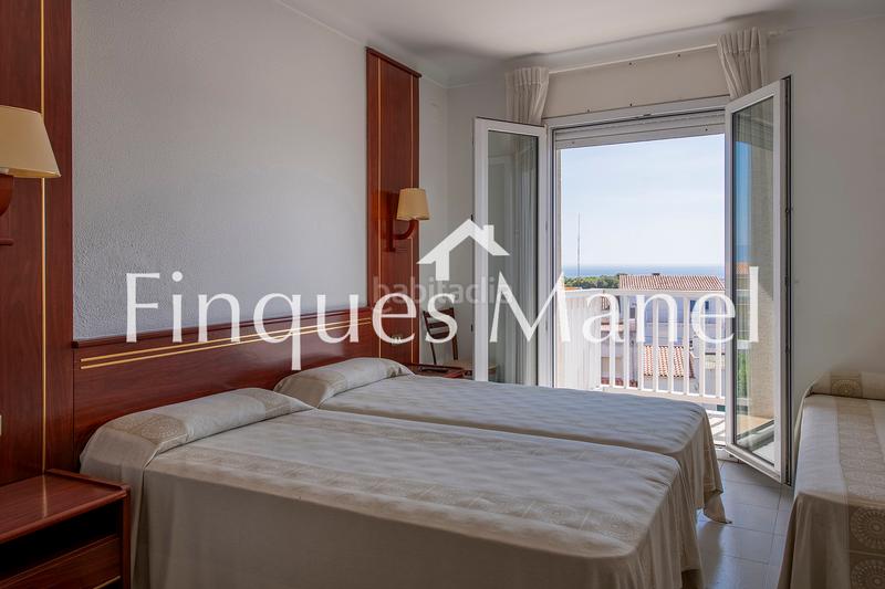 Foto bb6b4803-38b9-482d-a0b1-5f2b1f99324d. Edifici a avinguda de girona 11 a Eixample Residencial Escala (L´)