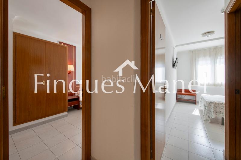 Foto db8ea493-d164-43bf-9fd7-93bb2b312ef4. Edifici a avinguda de girona 11 a Eixample Residencial Escala (L´)