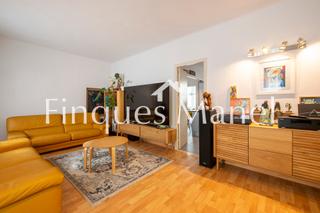 Pis a Carrer saragossa 9. Excel·lent habitatge a 2 minuts del parc del migdia