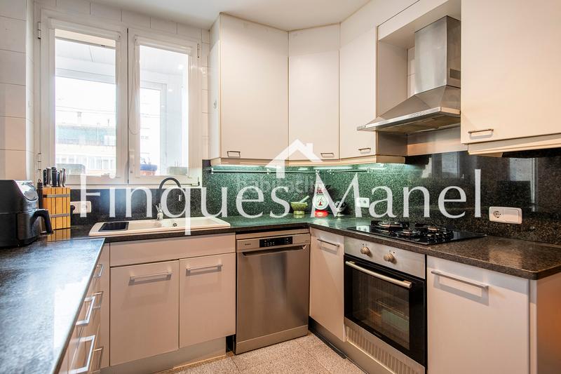 Foto ab3eca21-b67b-4ffa-b839-b3b628112860. Appartement dans carrer saragossa 9 dans Eixample Sud-Migdia Girona