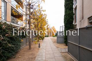 Etagenwohnung in Porqueres. Pis ampli i lluminós a porqueres