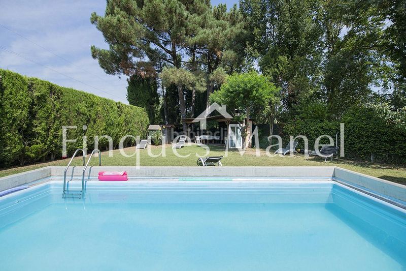 Foto 151279ac-dceb-496c-a07a-0fa9c9819610. Casa amb piscina a Fontcoberta