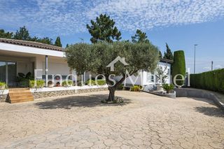 Casa  Carreteta de banyoles. Casa en venda a melianta  fontcoberta