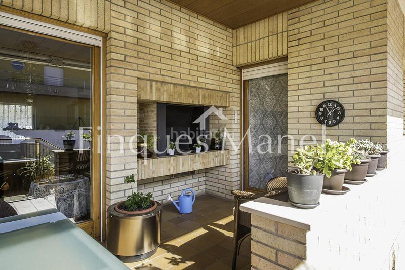 Foto 67cf2989-e36b-481b-abb1-4a65f3c6a308. Casa amb piscina a Banyoles
