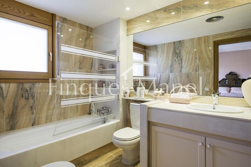 Foto 9b311230-c015-4f75-8661-5d2e9ffd804a. Casa amb piscina a Banyoles