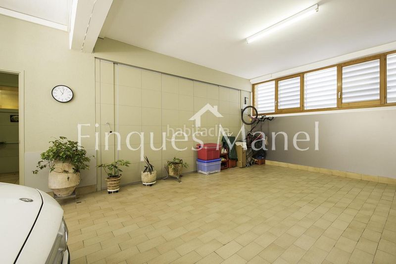 Foto aa011278-7607-4e25-9a88-dce420acc04c. Casa amb piscina a Banyoles