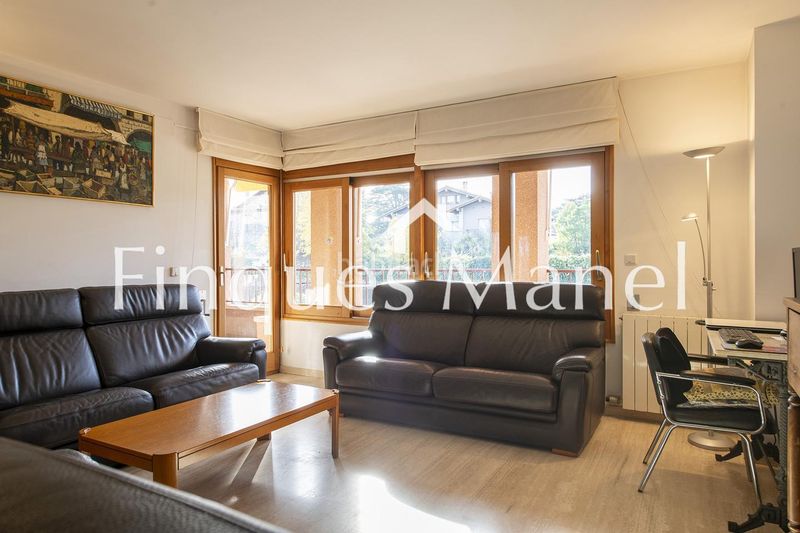 Foto edf261d6-11f4-43d8-ba6d-8f64116da0e8. Pis amb aparcament a Banyoles