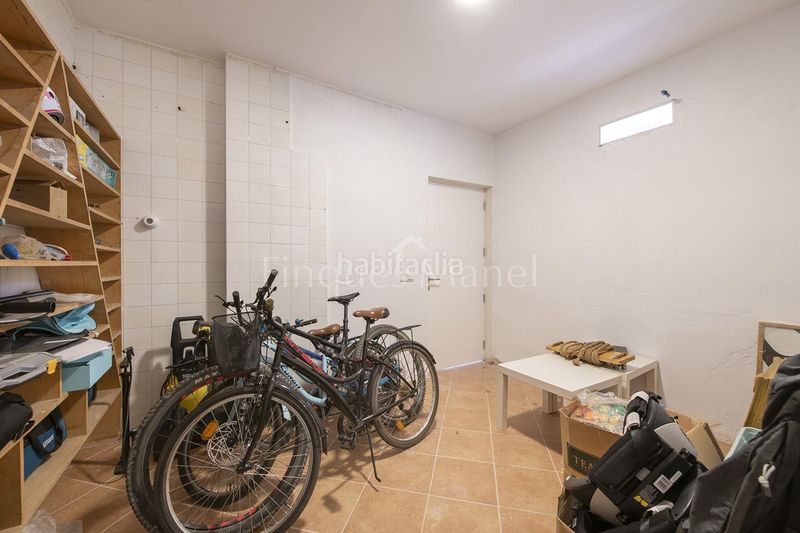 Foto 17d05eaf-4d76-48ea-ba8d-e9b06b1929a7. Casa a Banyoles